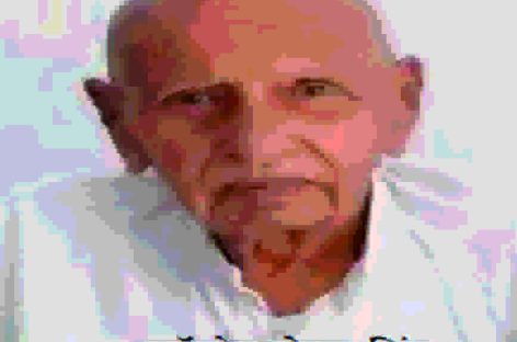 कुछ बात है के हस्ती मिटती नहीं हमारी सदियों रहा है दुश्मन, दौर-ए-ज़हां हमारा-इक़बाल