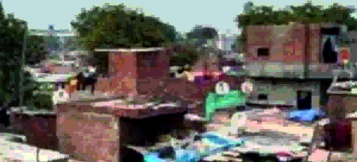 अनंगपुर उजाडऩे वाला प्रशासन एयरफोर्स स्टेशन के 100 मीटर दायरे में विकास कराएगा