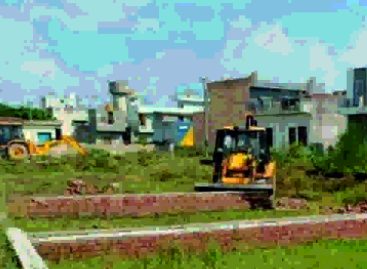 सात अवैध कॉलोनी में डीपीसी और सड़कें ध्वस्त