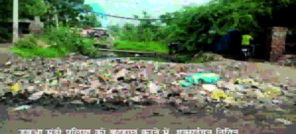 पहले स्टॉर्म वाटर ड्रेन के नाम पर 1 करोड़ 80 लाख लूटे, अब दो करोड़ में बना रहे सीवर लाइन