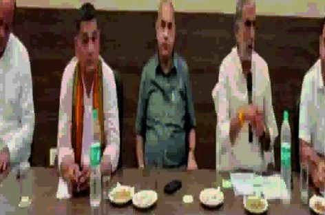 केन्द्रीय मंत्री कृष्णपाल ने गोल्फ क्लब में खेला स्वच्छता अभियान नाटक, मंत्री गोयल नदारद