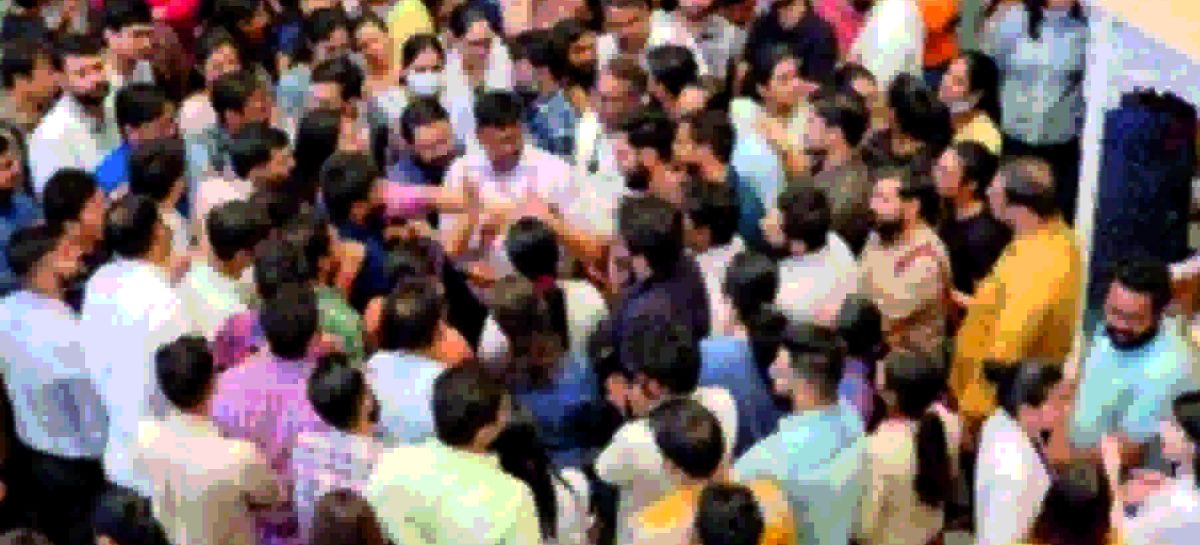 ईएसआईसी द्वारा 10 मेडिकल कॉलेज खोलने का दावा हवा-हवाई