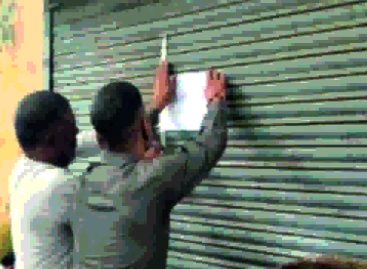 किराया जमा न करवाने पर 7 दुकानदारों पर कार्रवाई