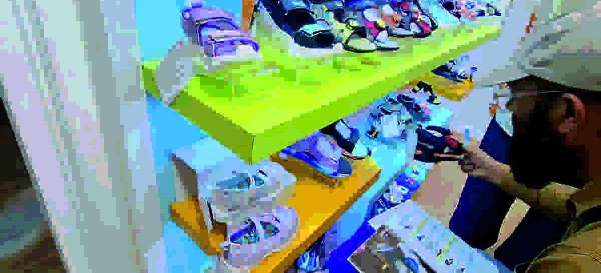स्प्रिंग-समर26 कलेक्शन में नई तकनीक और डिजायन के जलवे दिखे
