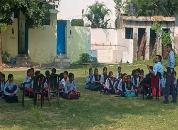 भ्रष्टाचार का दंश झेल रहे इन्द्रा कॉलोनी स्कूल के बच्चे