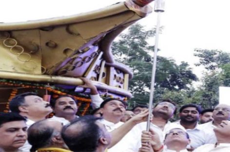 मंत्री जी जनता को रिकॉर्ड की नहीं, सुविधाओं की जरूरत है