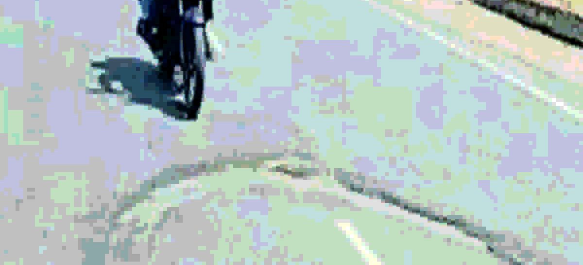 सड़क हो या भवन निर्माण, उद्देश्य तो केवल लूट कमाई रहता है