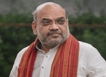 अमित शाह जी ने कहा बताते हैं कि हमारे देश का मीडिया सबसे ईमानदार है, विश्व में नंबर वन है