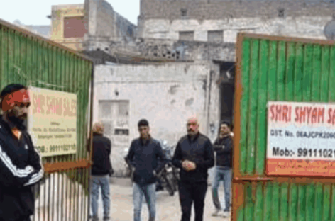 सिगरेट गोदाम में हुई डकैती, चोरी का केस दर्ज