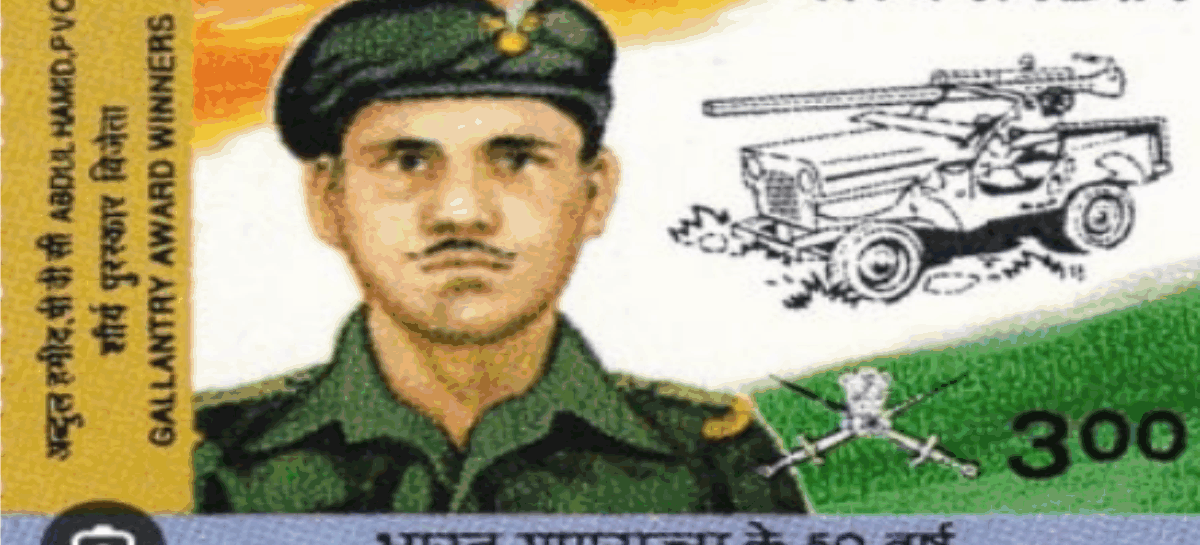 आपकी भारत के संविधान में आस्था है ?