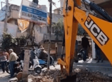 सड़क चौड़ी करेंगे लेकिन जल निकासी व्यवस्था नहीं करेंगे