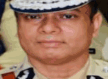 डीजीपी साहब चंद इंस्पेक्टरों का तबादला तो करवा नहीं पाए, घर क्या भेज पाएंगे