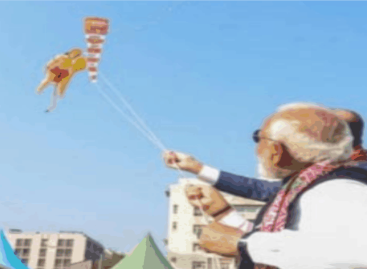 पहले वे राम को मंदिर ले जाते दिखे, लोगों ने विरोध नही किया