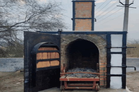 विकास के नाम पर बनाया कुत्तों का श्मशान