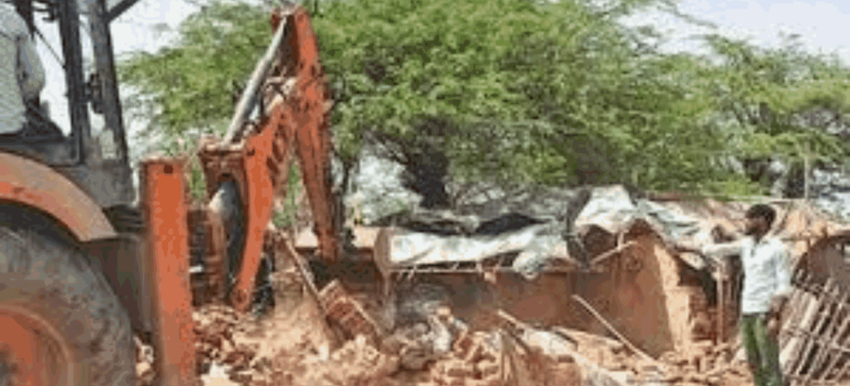 नाजायज तोडफ़ोड़ पर जनता का भड़कना निश्चित