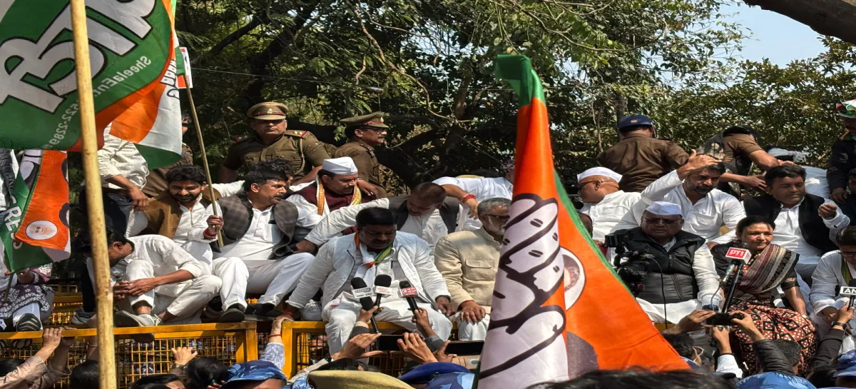 सरकार ने कांग्रेसियों की इज्जत बचा ली